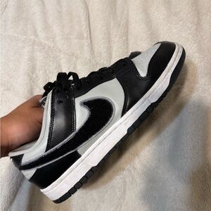 Nike Dunk Low Chenille Swoosh Sneaker